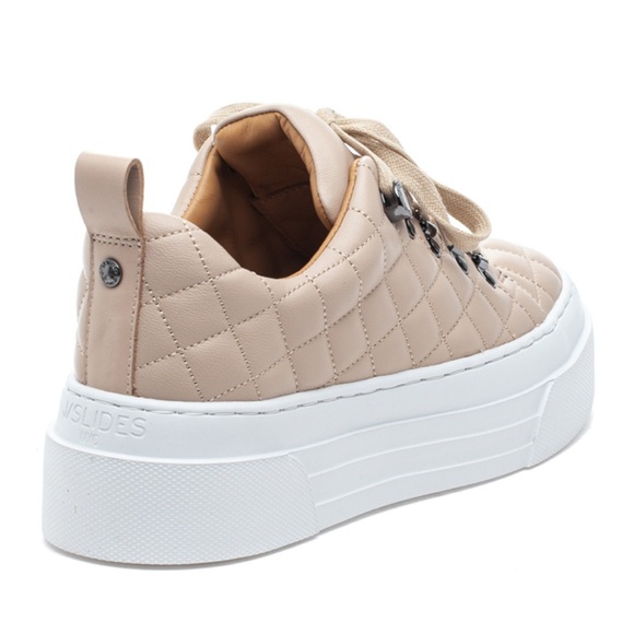 NWT J/SLIDES AIMEE Nude Leather Sneaker - Picture 3 of 13